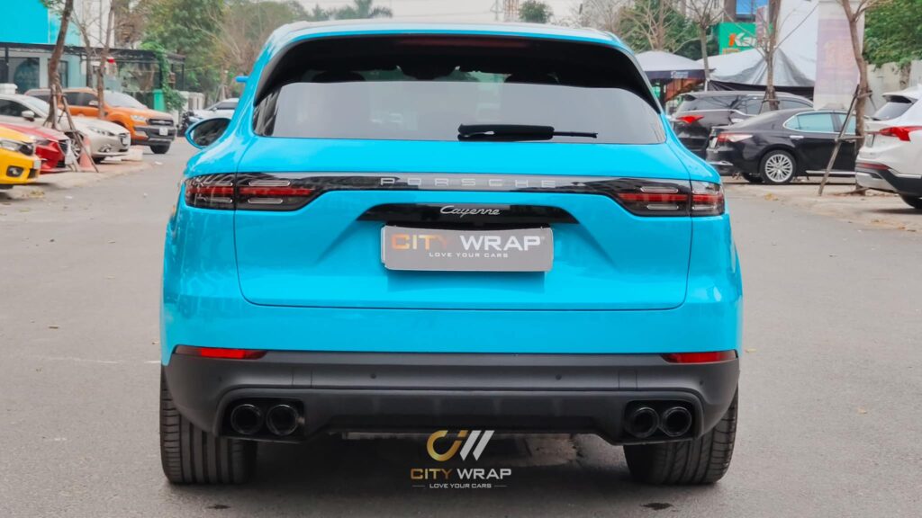 Porsche Cayenne dán đổi màu xanh Rolling Sea decal CG21 TeckWrap cho ra màu sắc như nước sơn zin