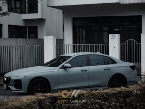 Vinfast Lux A với màu xám xi măng chất liệu siêu mờ SCM23 từ decal TeckWrapUsa