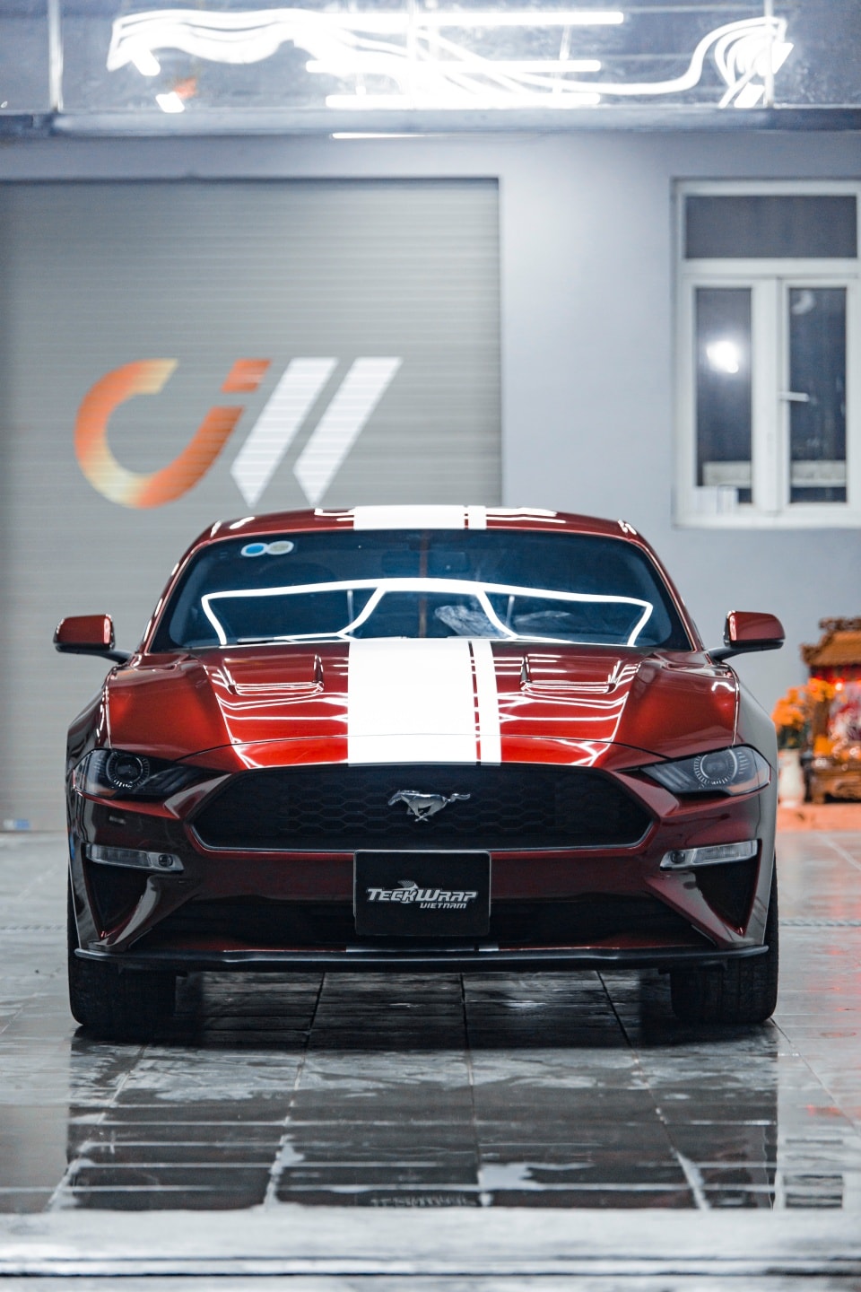 Dán decal đổi màu Ford Mustang GT 2020 6 Tổng thể chiếc xe sau khi dán decal đổi màu