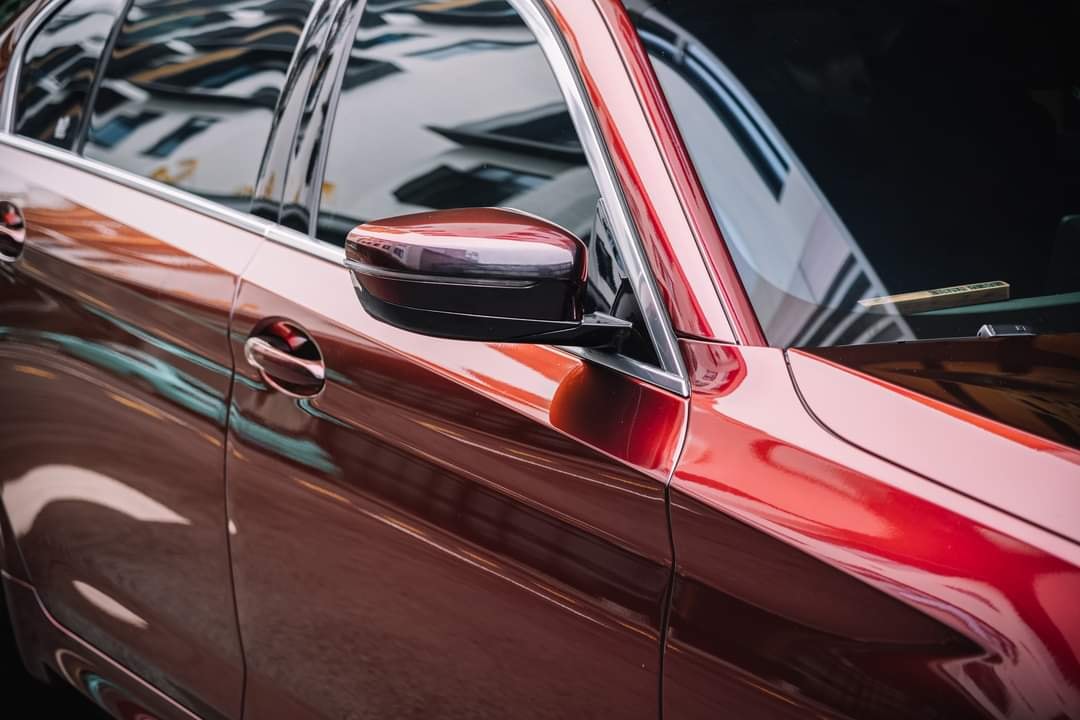 Các chi tiết dán đổi màu xe BMW được hoàn thiện ở mức độ cao nhất