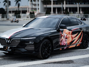 Dán tem trùm Vinfast Lux A với phong cách Anime phối Black - White decal TeckWrap Usa