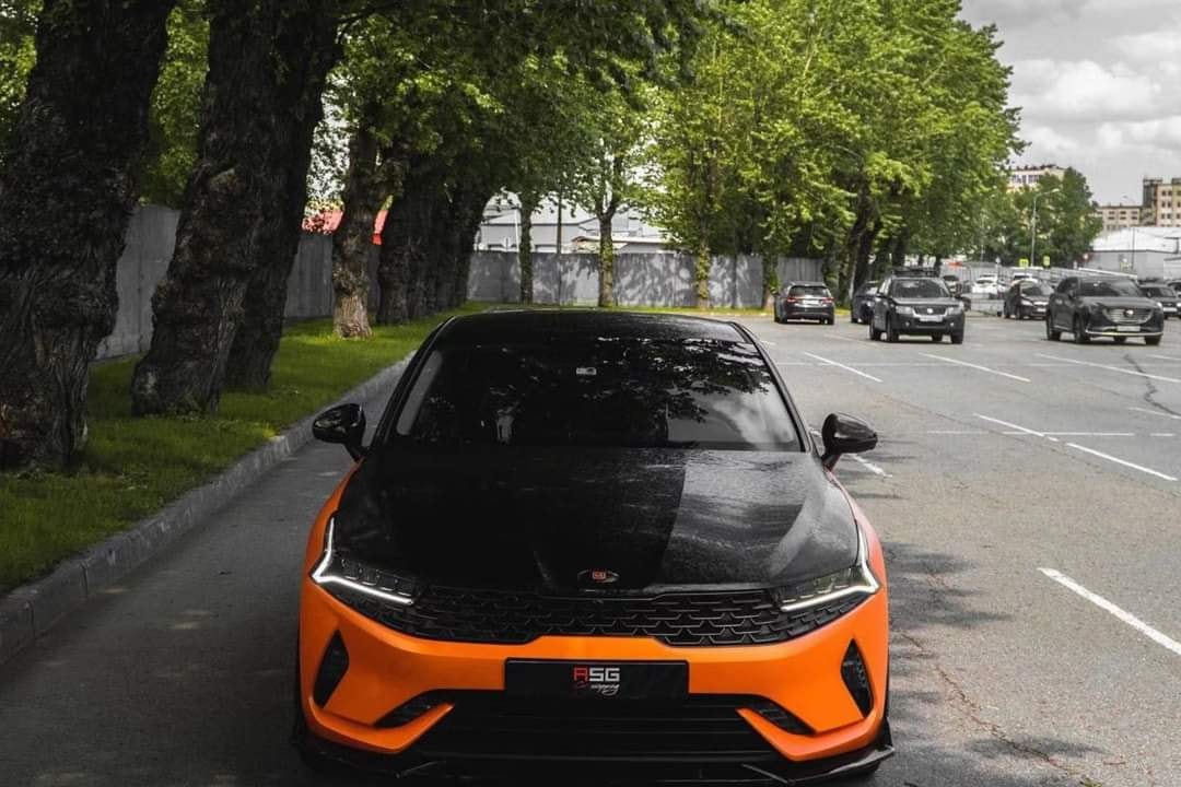 Kia K5 dán đổi màu cam mờ cực độc