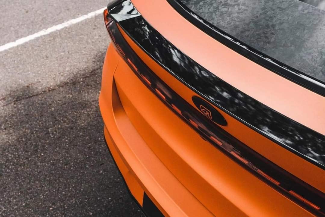 Màu sắc cho ra như nước sơn đắt tiền khi sử dụng decal TeckWrap