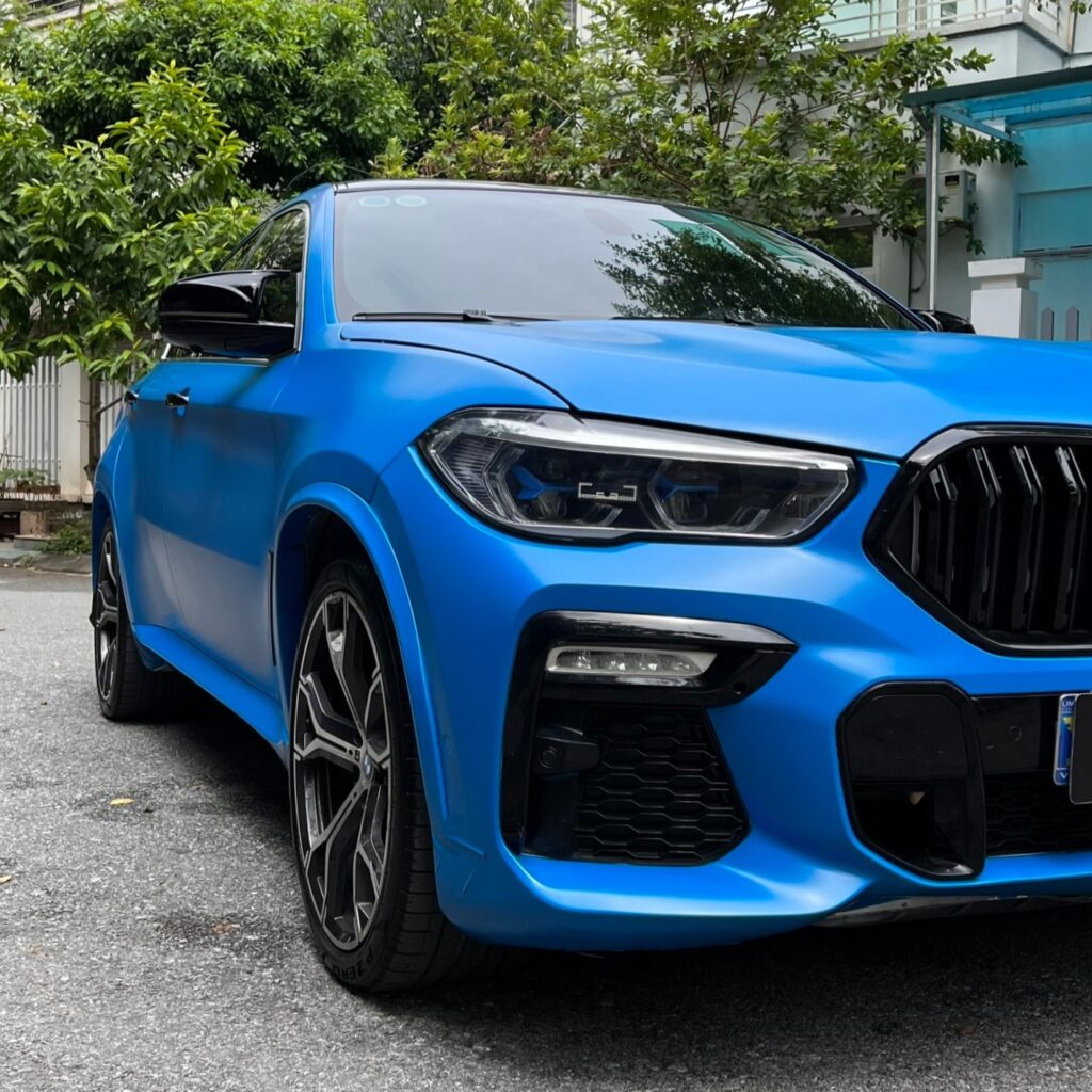dán đổi màu BMW X6