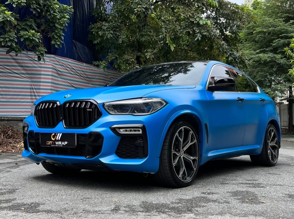 Dán đổi màu BMW X6 Matte Electric Blue thể thao, mạnh mẽ