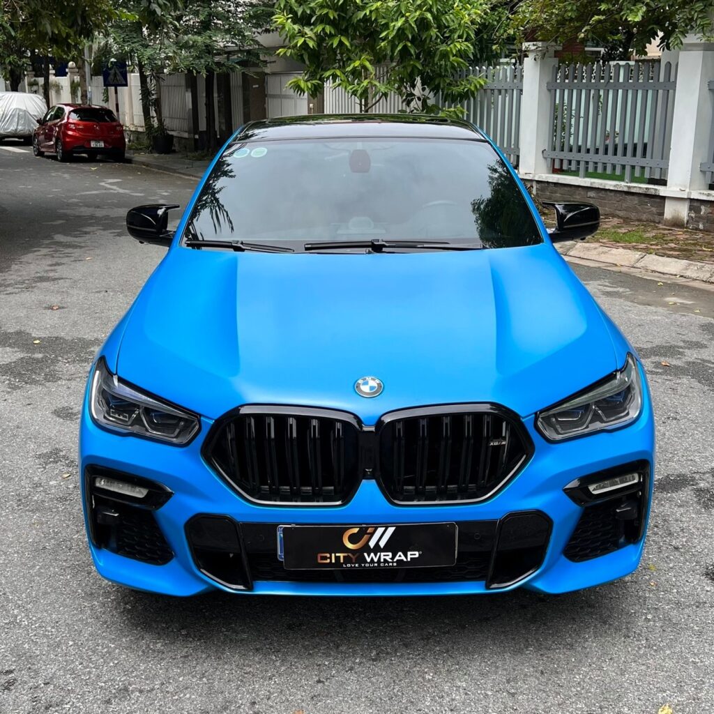 Dán đổi màu BMW X6 lên tông màu Matte Electric Blue cực độc đáo