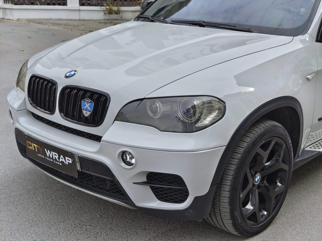 BMW X5 dán đổi màu Pale Celadon