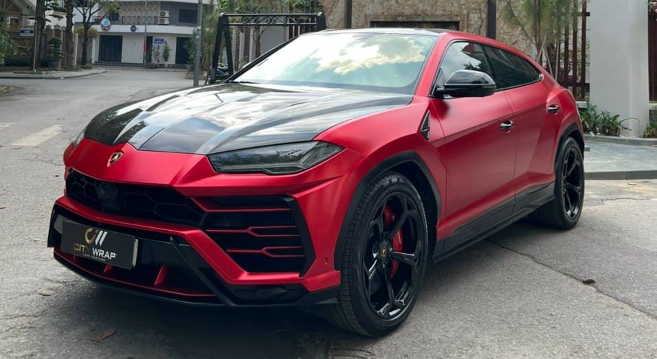 Decal VCH401-S của TeckWrap luôn là sự lựa chọn hàng đầu của khách hàng để dán đổi màu đỏ mờ